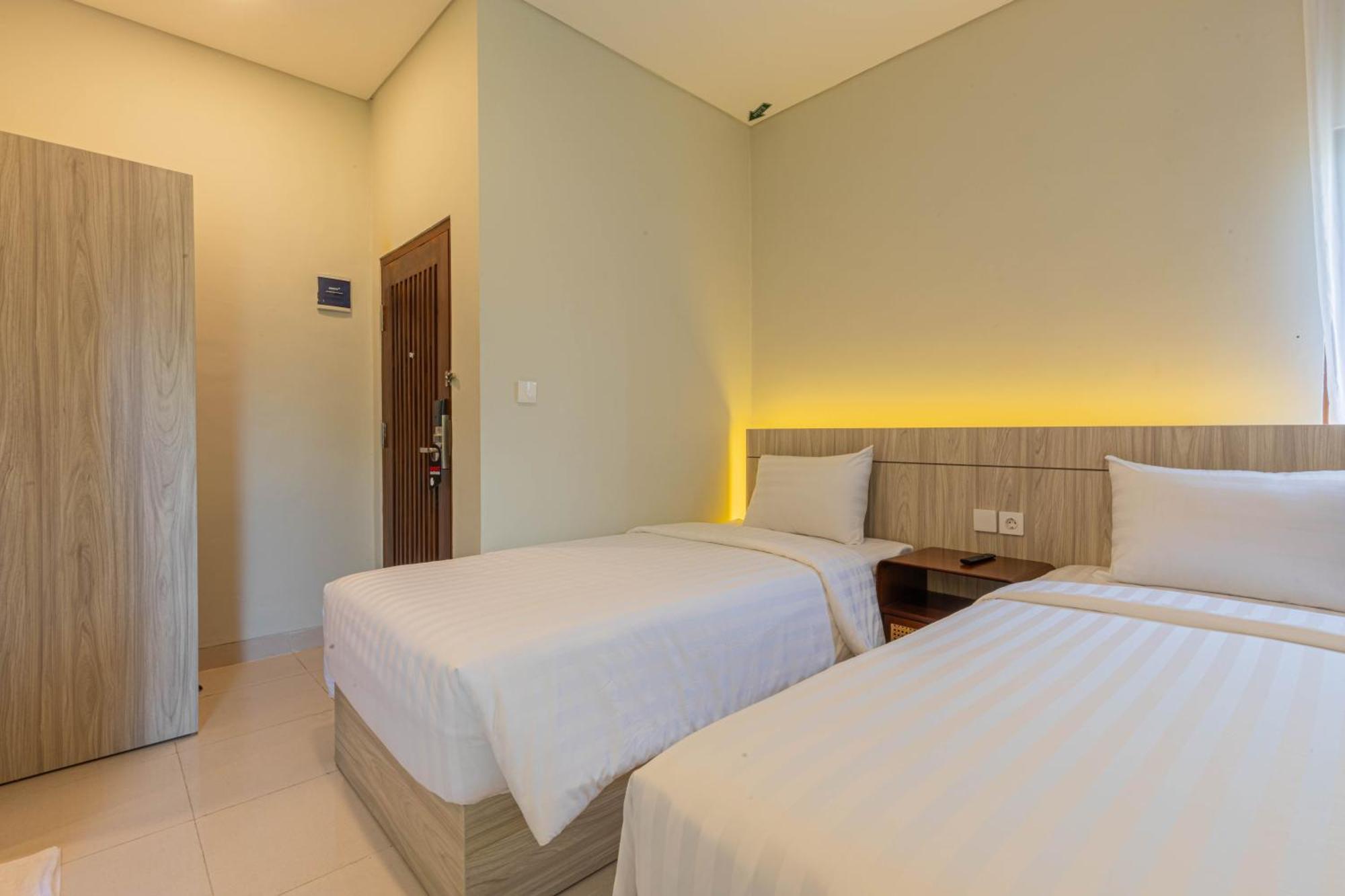 The Baliem Hotel Jimbaran Esterno foto